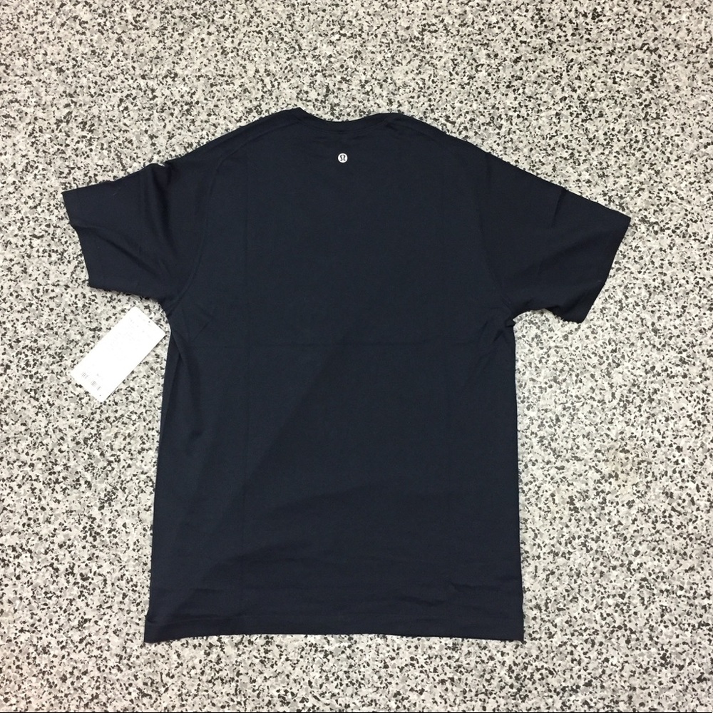 Metal Vent Tech v neck Men's L Navy - Picture 2 of 3